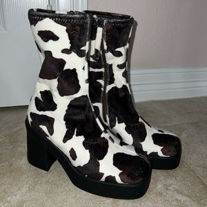 Steve Madden Shoes| Women’s Platform Cow Print Boots